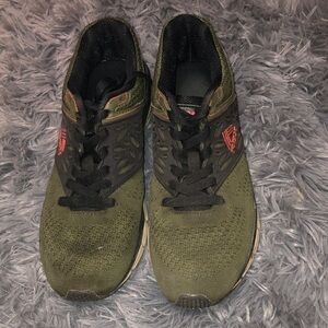 Athletic Green and Black womens gym Shoes size 8 RBX well worn